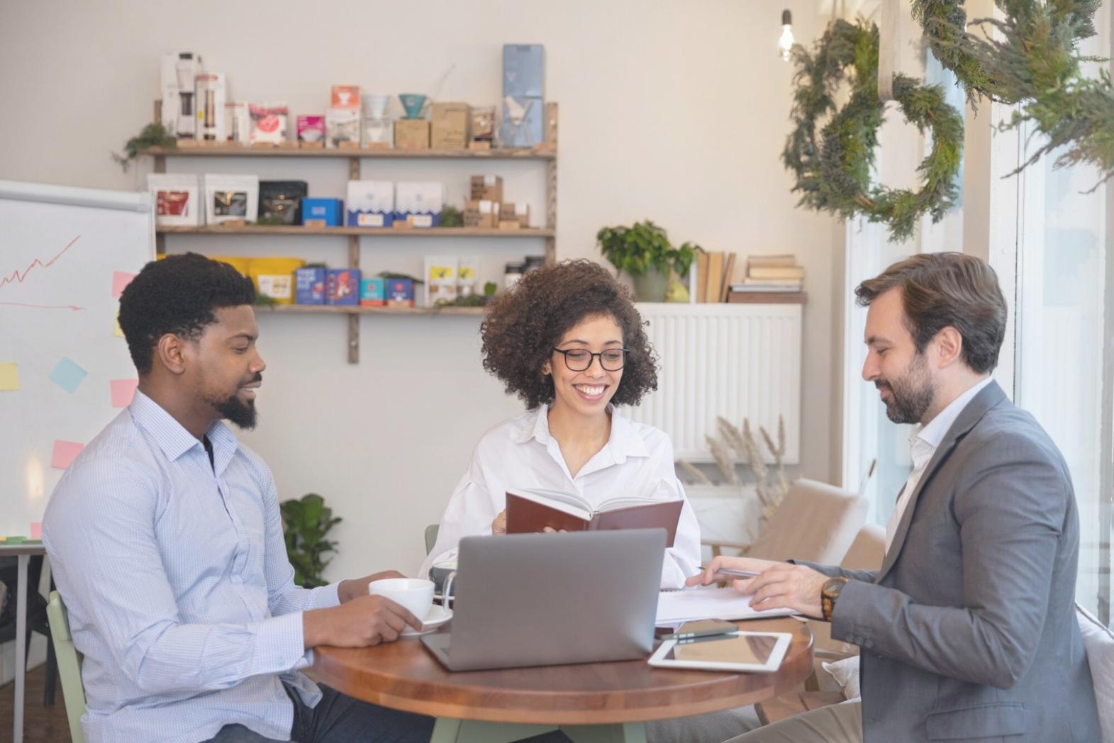 Atelier pratique d'analyse financière avec documents et outils de suivi budgétaire